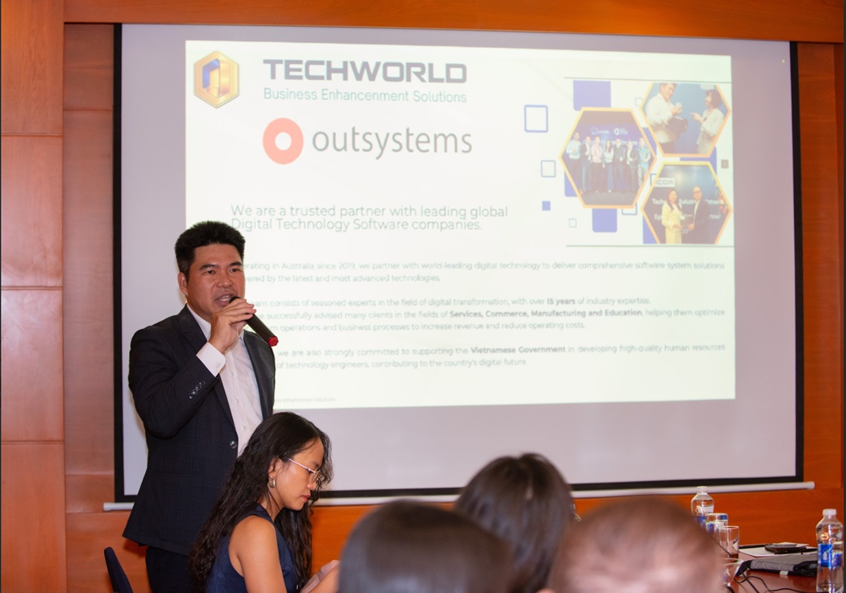 TECHWORLD OutSystems Roundtable Event